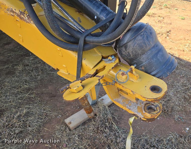 image for item EU3979 2020 Vermeer 605N round baler