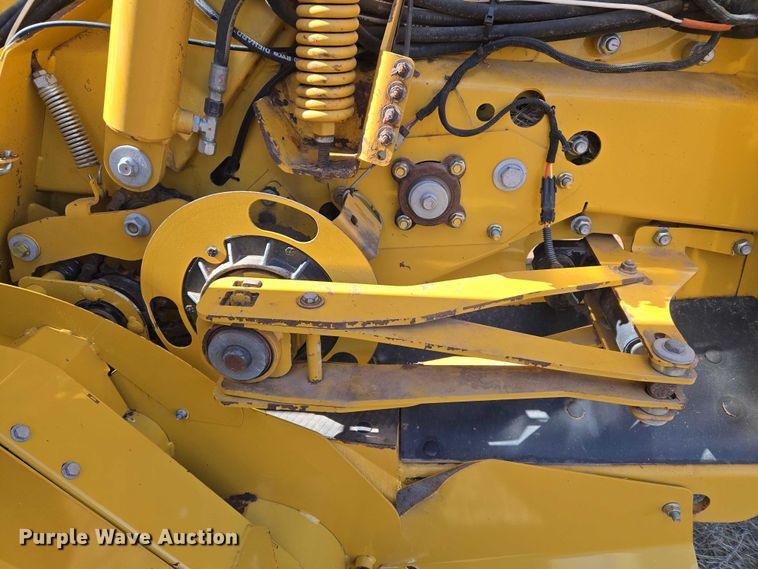 image for item EU3979 2020 Vermeer 605N round baler