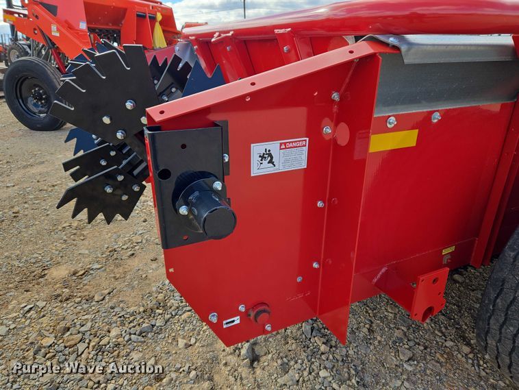 image for item EU3980 H&S MFG. CO. INC. S3231 manure spreader