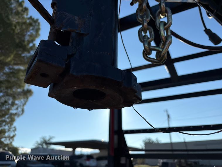 image for item EU4680 2014 Lamar Trailers equipment trailer