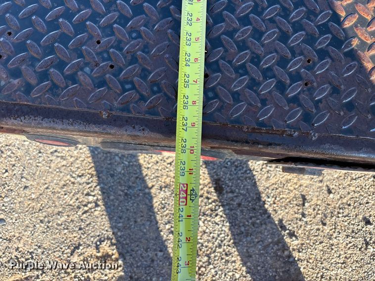 image for item EU4680 2014 Lamar Trailers equipment trailer