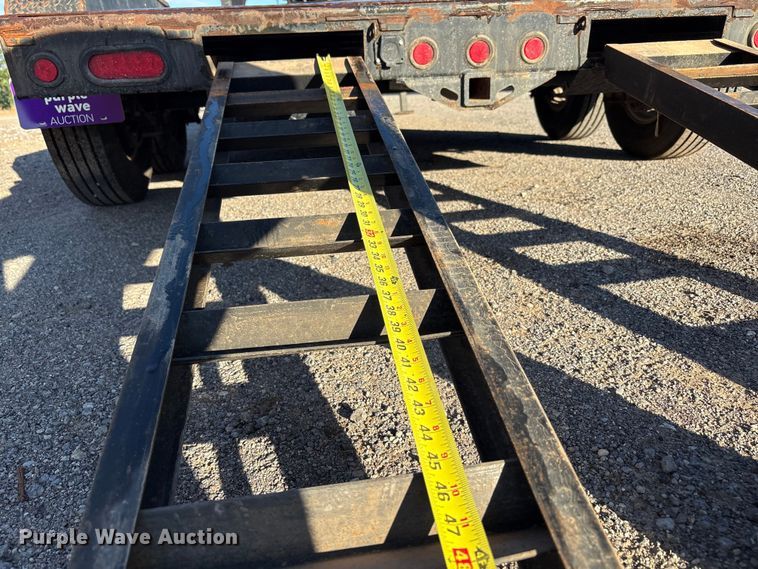 image for item EU4680 2014 Lamar Trailers equipment trailer