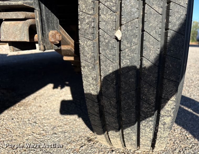 image for item EU4680 2014 Lamar Trailers equipment trailer