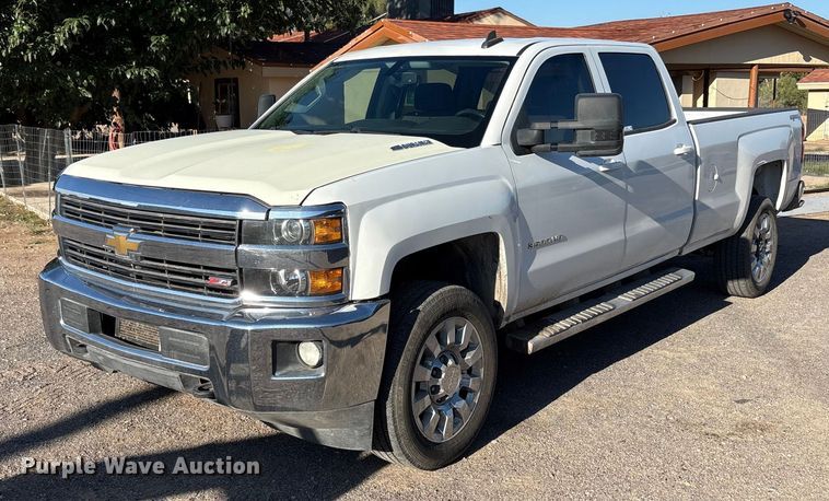 image for item EU4681 2016 Chevrolet Silverado 3500HD Crew Cab pickup truck