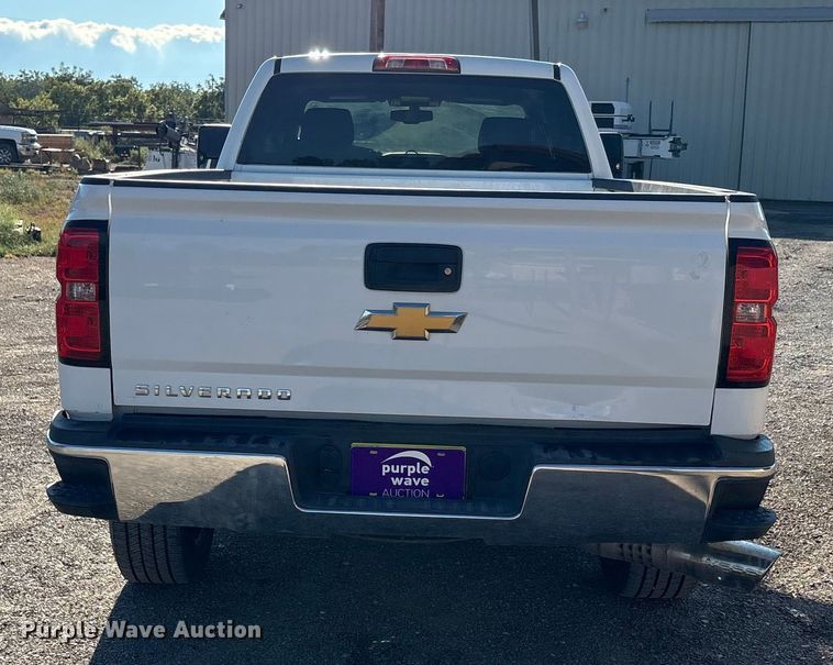 image for item EU4681 2016 Chevrolet Silverado 3500HD Crew Cab pickup truck