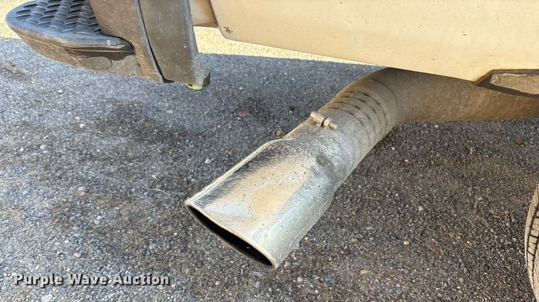 image for item EU4681 2016 Chevrolet Silverado 3500HD Crew Cab pickup truck