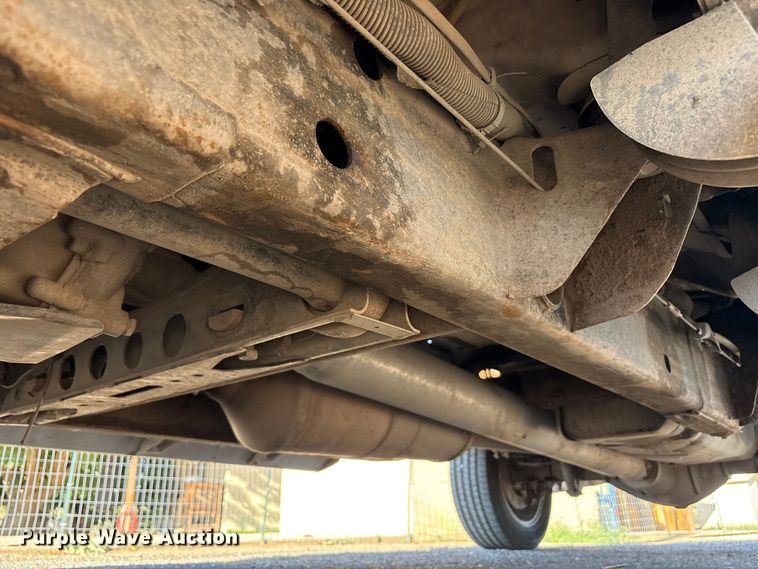 image for item EU4681 2016 Chevrolet Silverado 3500HD Crew Cab pickup truck