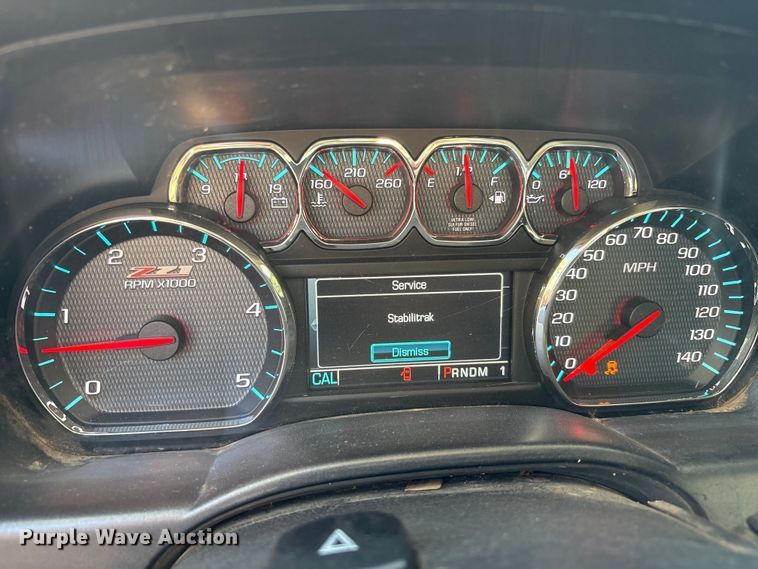 image for item EU4681 2016 Chevrolet Silverado 3500HD Crew Cab pickup truck