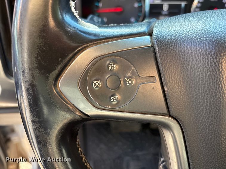 image for item EU4681 2016 Chevrolet Silverado 3500HD Crew Cab pickup truck