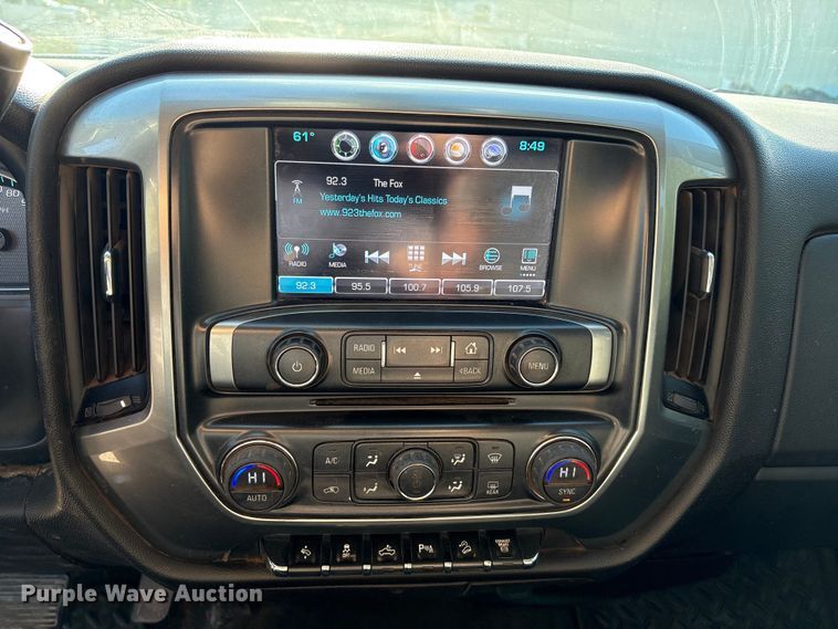 image for item EU4681 2016 Chevrolet Silverado 3500HD Crew Cab pickup truck