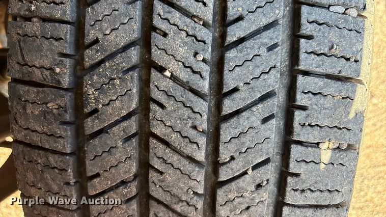 image for item EU4681 2016 Chevrolet Silverado 3500HD Crew Cab pickup truck