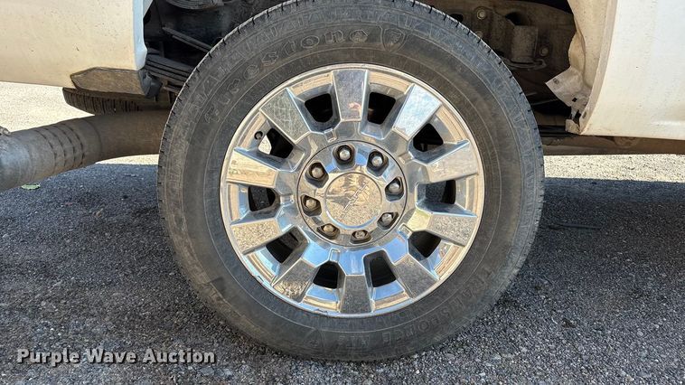 image for item EU4681 2016 Chevrolet Silverado 3500HD Crew Cab pickup truck