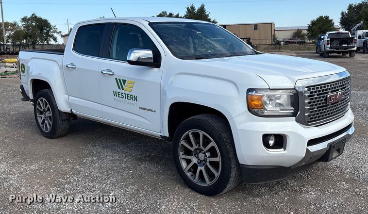 image for item EU4700 2019 GMC Canyon Crew Cab pickup truck