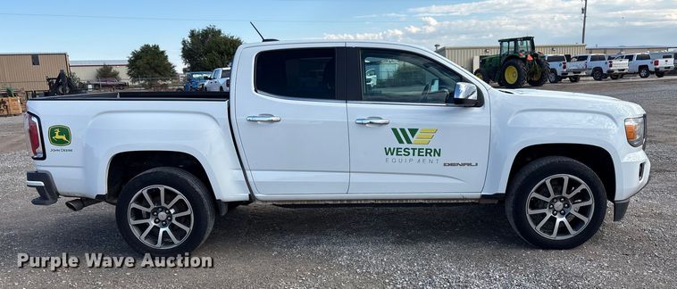 image for item EU4700 2019 GMC Canyon Crew Cab pickup truck