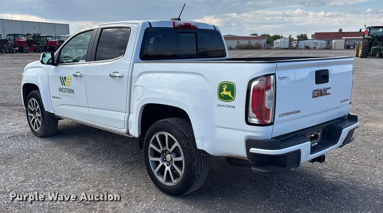 image for item EU4700 2019 GMC Canyon Crew Cab pickup truck