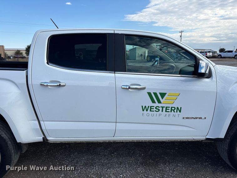 image for item EU4700 2019 GMC Canyon Crew Cab pickup truck