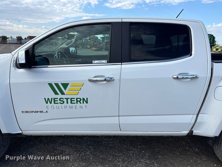 image for item EU4700 2019 GMC Canyon Crew Cab pickup truck