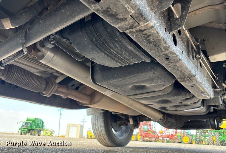 image for item EU4700 2019 GMC Canyon Crew Cab pickup truck