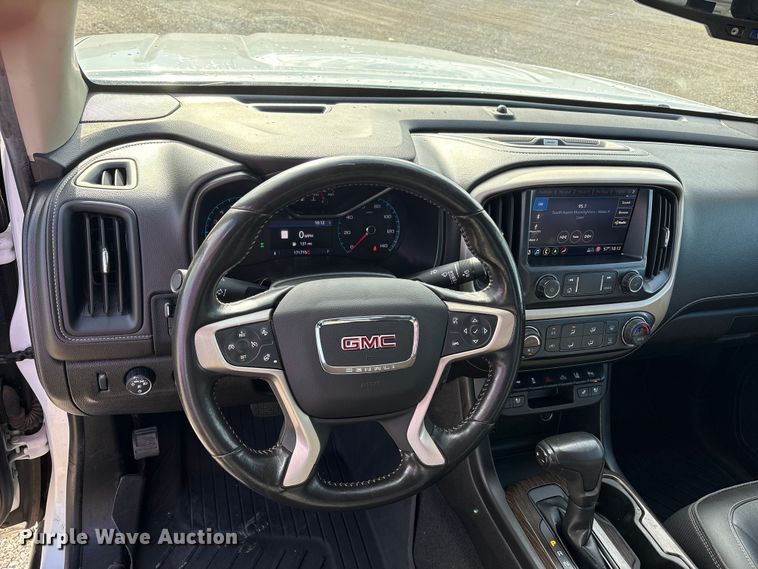 image for item EU4700 2019 GMC Canyon Crew Cab pickup truck