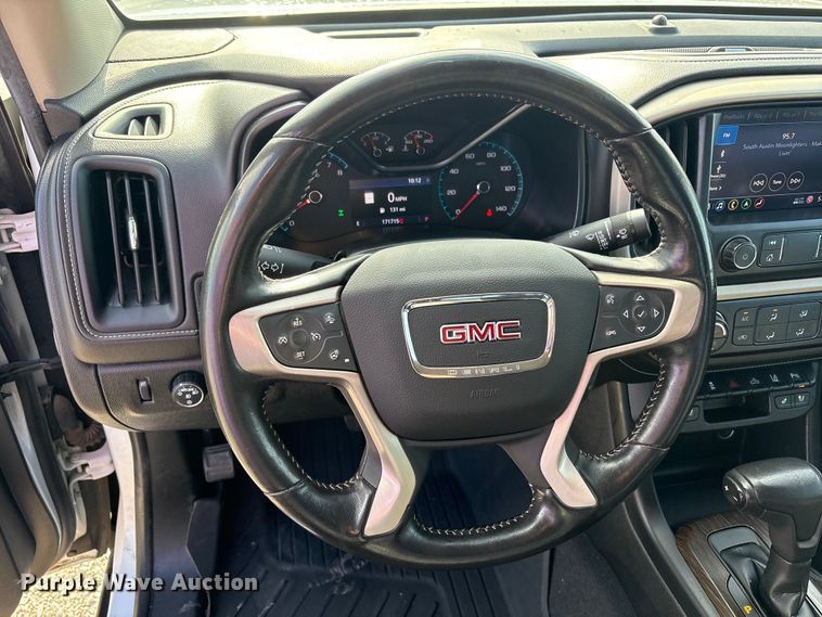 image for item EU4700 2019 GMC Canyon Crew Cab pickup truck