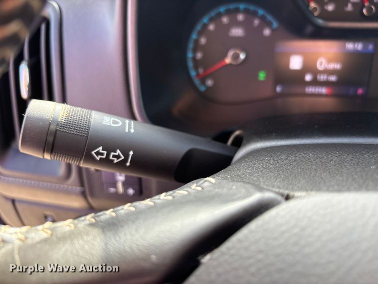 image for item EU4700 2019 GMC Canyon Crew Cab pickup truck