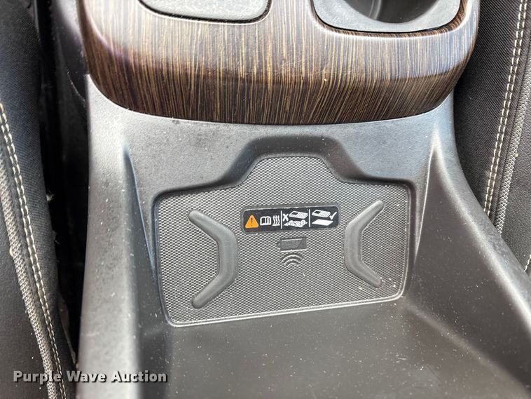 image for item EU4700 2019 GMC Canyon Crew Cab pickup truck