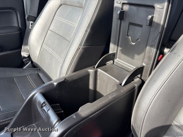 image for item EU4700 2019 GMC Canyon Crew Cab pickup truck