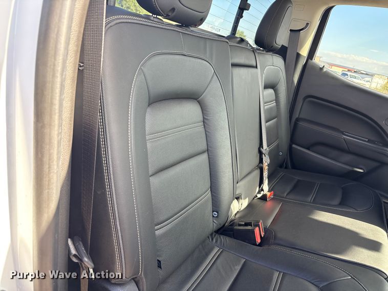 image for item EU4700 2019 GMC Canyon Crew Cab pickup truck