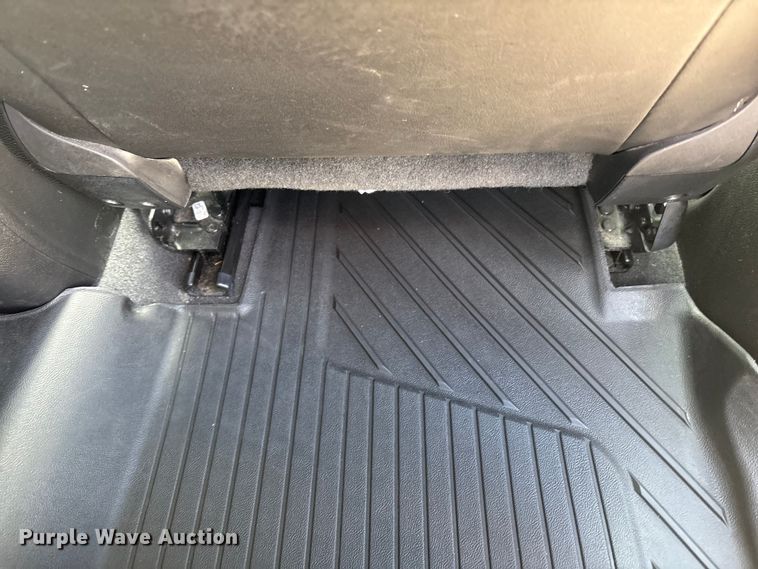 image for item EU4700 2019 GMC Canyon Crew Cab pickup truck