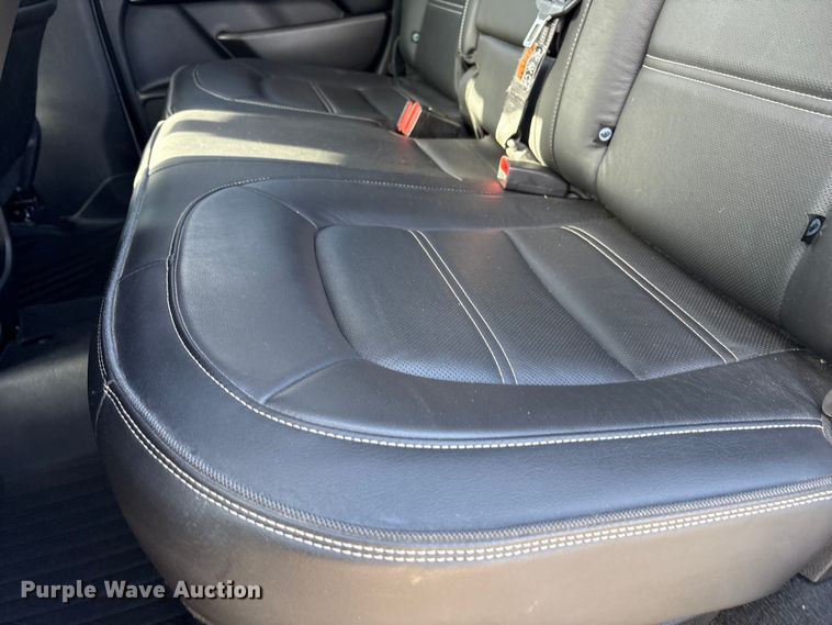 image for item EU4700 2019 GMC Canyon Crew Cab pickup truck