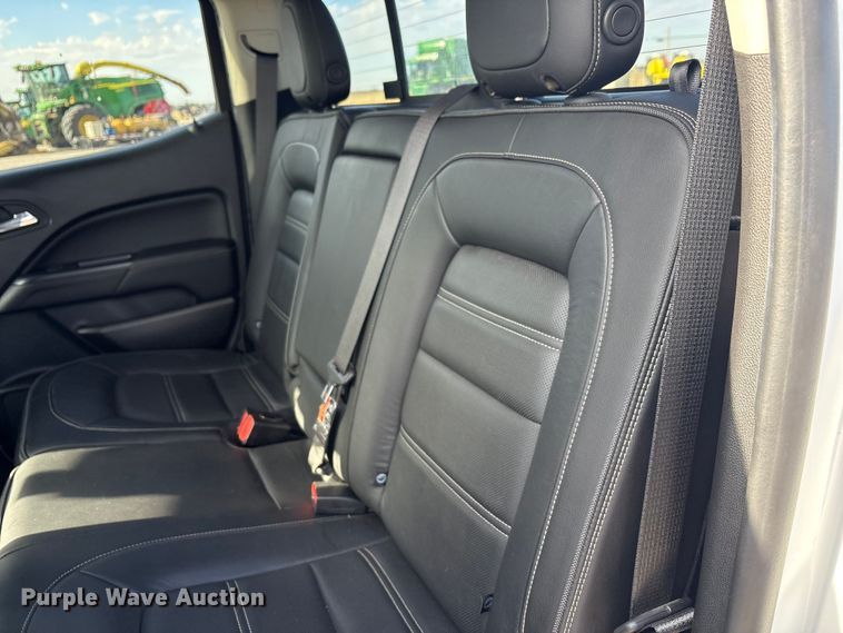 image for item EU4700 2019 GMC Canyon Crew Cab pickup truck