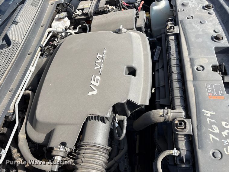 image for item EU4700 2019 GMC Canyon Crew Cab pickup truck