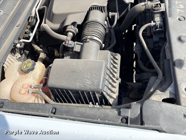 image for item EU4700 2019 GMC Canyon Crew Cab pickup truck