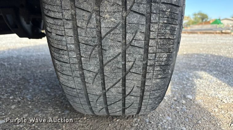 image for item EU4700 2019 GMC Canyon Crew Cab pickup truck