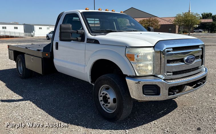 image for item EU5096 2014 Ford F350 Super Duty flatbed pickup truck