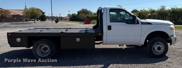 image for item EU5096 2014 Ford F350 Super Duty flatbed pickup truck