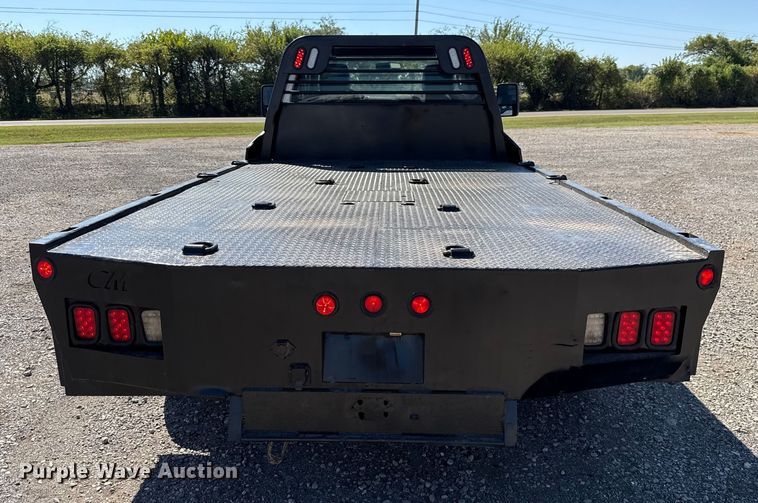 image for item EU5096 2014 Ford F350 Super Duty flatbed pickup truck