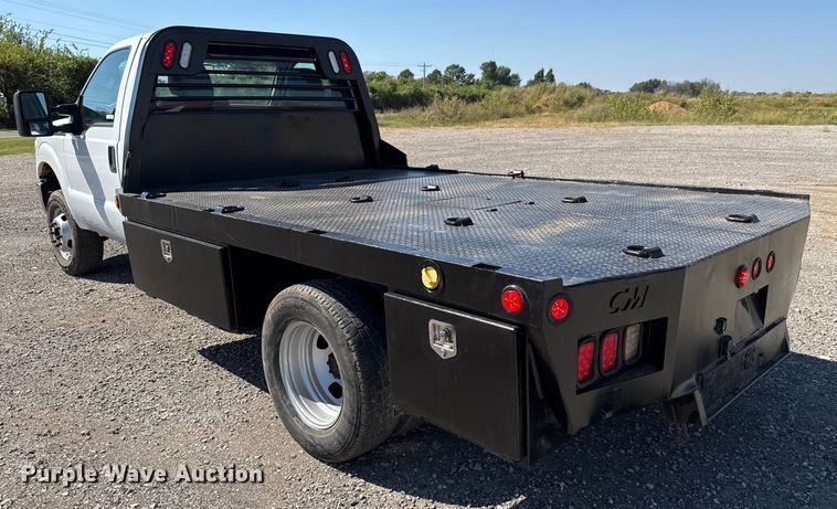 image for item EU5096 2014 Ford F350 Super Duty flatbed pickup truck
