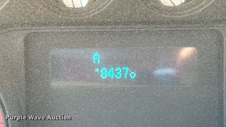 image for item EU5096 2014 Ford F350 Super Duty flatbed pickup truck