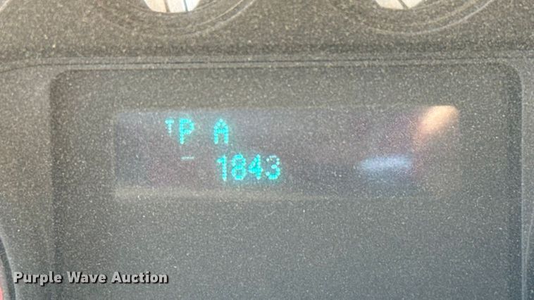 image for item EU5096 2014 Ford F350 Super Duty flatbed pickup truck