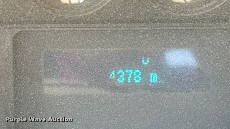 image for item EU5096 2014 Ford F350 Super Duty flatbed pickup truck