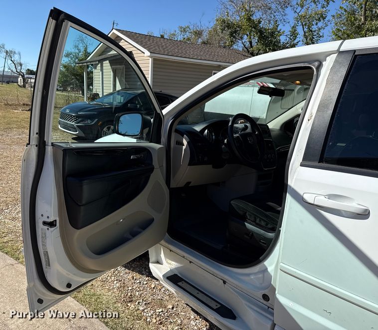 image for item EU5145 2015 Dodge Grand Caravan handicap accessible van