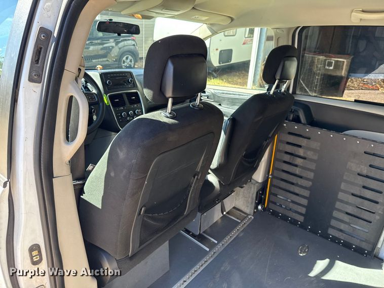 image for item EU5145 2015 Dodge Grand Caravan handicap accessible van
