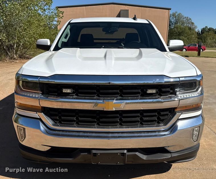 image for item EU5146 2018 Chevrolet Silverado 1500 Double Cab pickup truck