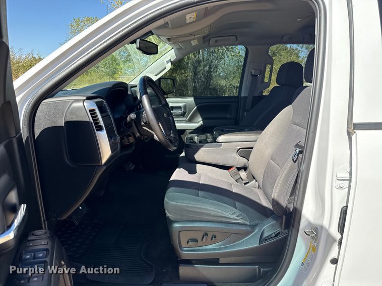 image for item EU5146 2018 Chevrolet Silverado 1500 Double Cab pickup truck