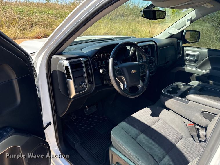 image for item EU5146 2018 Chevrolet Silverado 1500 Double Cab pickup truck