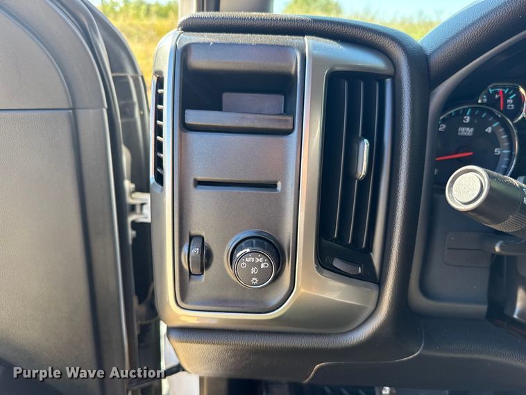 image for item EU5146 2018 Chevrolet Silverado 1500 Double Cab pickup truck