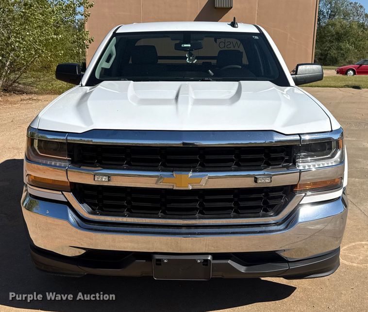 image for item EU5147 2018 Chevrolet Silverado 1500 Double Cab pickup truck