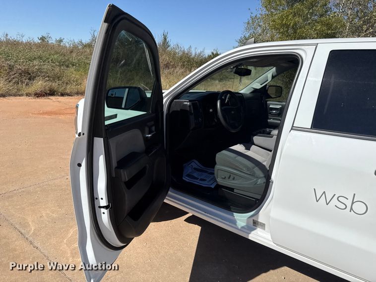 image for item EU5147 2018 Chevrolet Silverado 1500 Double Cab pickup truck