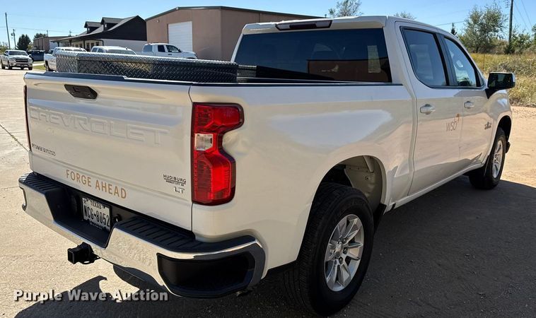 image for item EU5148 2020 Chevrolet Silverado 1500 LT Crew Cab pickup truck